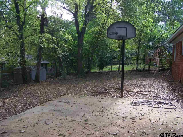 $1,350 | 1200 Carol Lane, Tyler, TX 75701