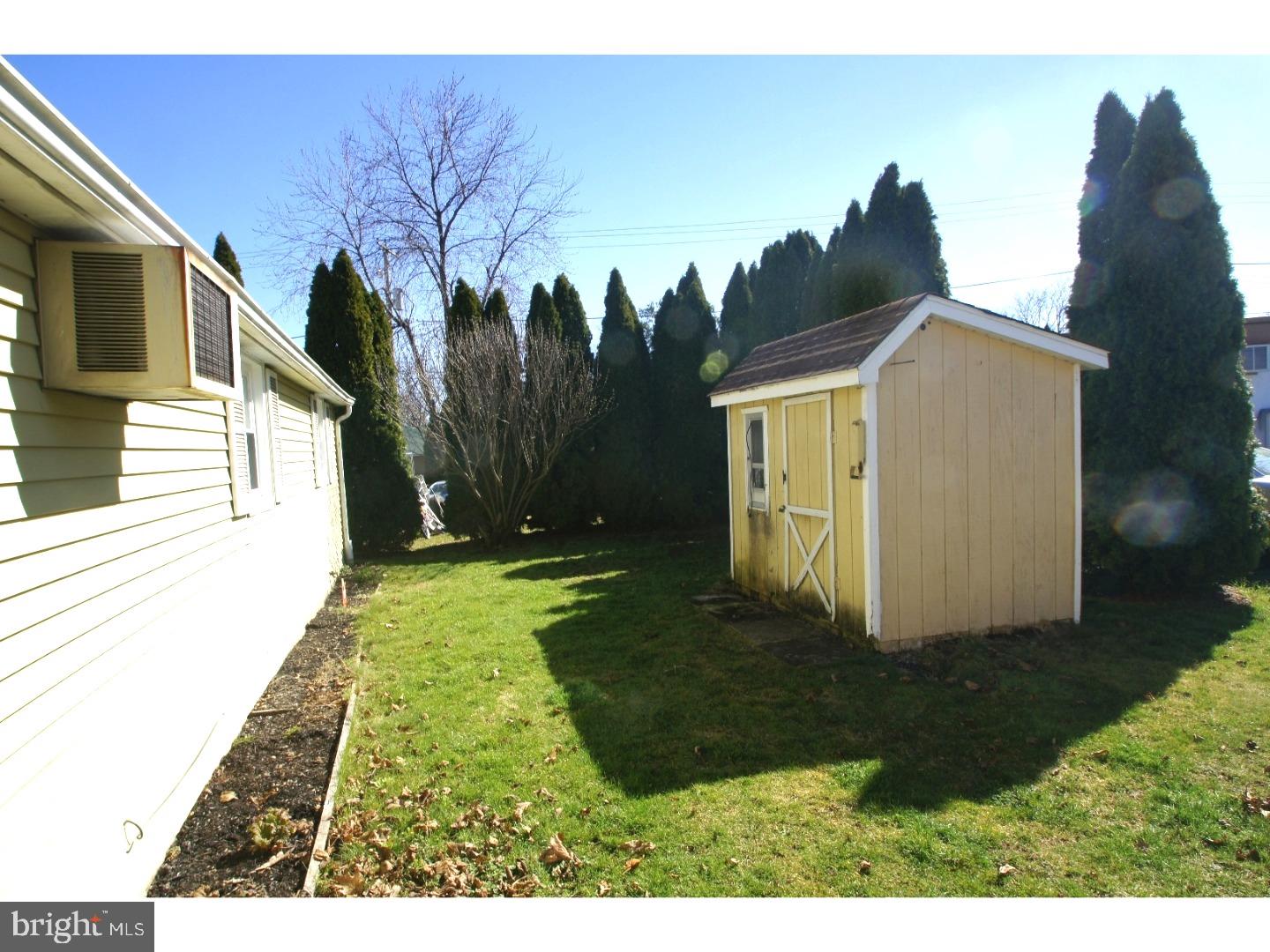 338 South View Road Fleetwood, PA 19522 - Photo 3 of 14 Exterior Back