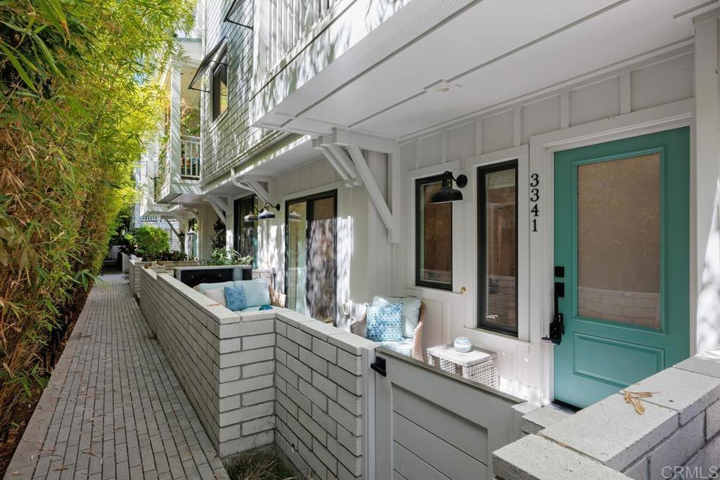 3341 Tyler Street Carlsbad, CA 92008 - Photo 3 of 46