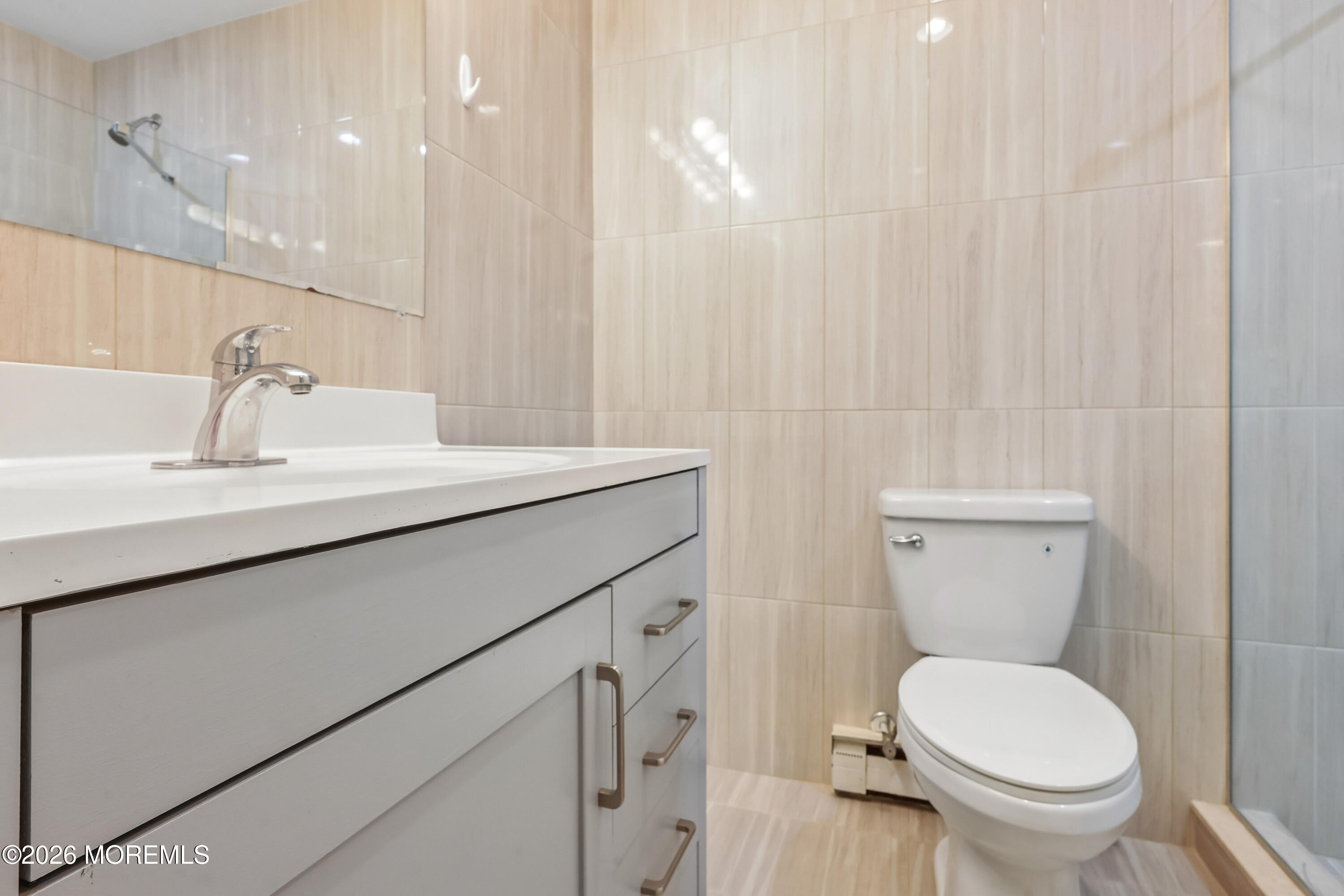 97 Arrowood Road, Unit G Manalapan, NJ 07726 - Photo 10 of 20 Guest Bath