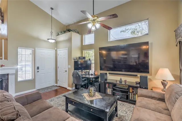 $399,000 | 949 Adobe Flat Drive, Henderson, NV 89011