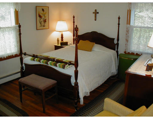 735 Colrain Road Greenfield, MA 01301 - Photo 4 of 4 Gallery Image 4