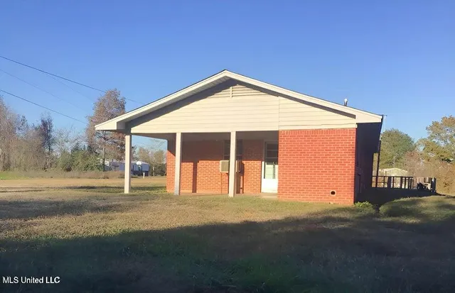 $42,950 | 101 County Road 54, Carrollton, MS 38917