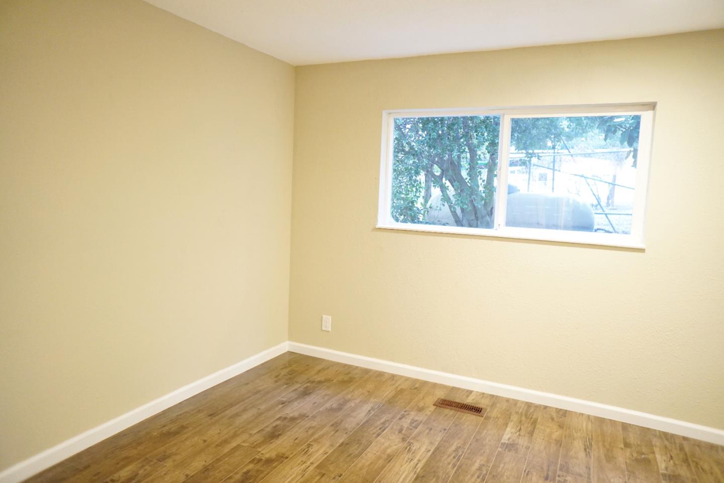 6533 Crow Canyon Road Castro Valley, CA 94552 - Photo 21 of 27 Gallery Image 21