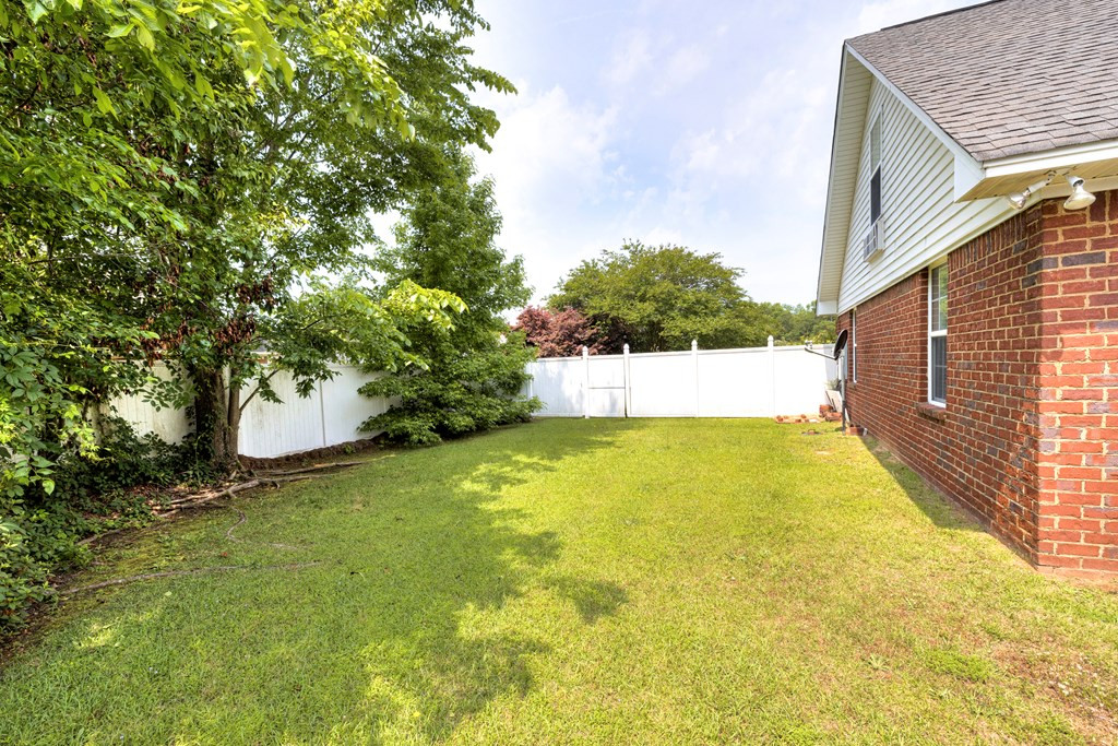 3196 Daufaski Sumter, SC 29150 - Photo 8 of 38 Gallery Image 8
