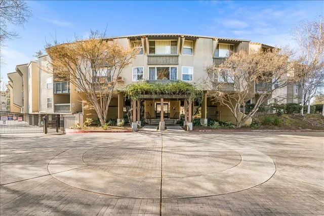 $324,900 | 1085 Murrieta Boulevard, Unit 124, Livermore, CA 94550