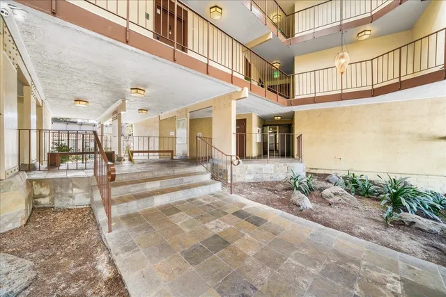 $324,900 | 1085 Murrieta Boulevard, Unit 124, Livermore, CA 94550