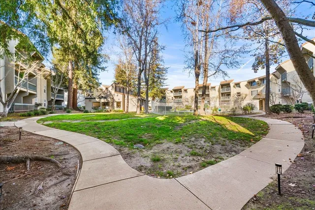 $324,900 | 1085 Murrieta Boulevard, Unit 124, Livermore, CA 94550