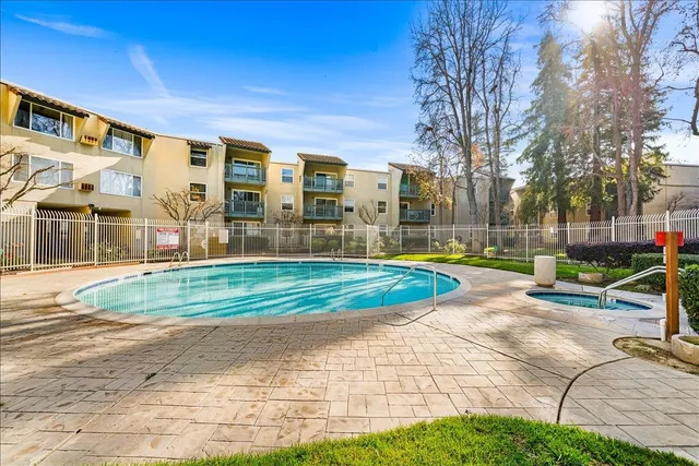 $324,900 | 1085 Murrieta Boulevard, Unit 124, Livermore, CA 94550
