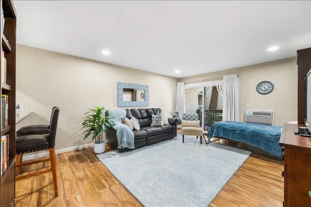 $324,900 | 1085 Murrieta Boulevard, Unit 124, Livermore, CA 94550