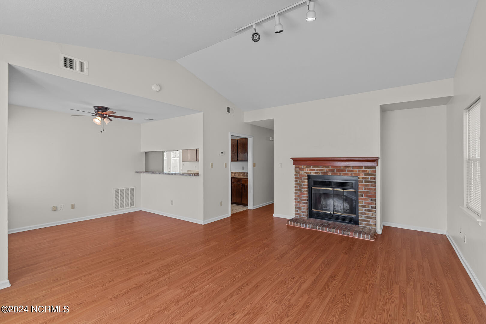 539 Shadowridge Road Jacksonville, NC 28546 - Photo 9 of 45 9