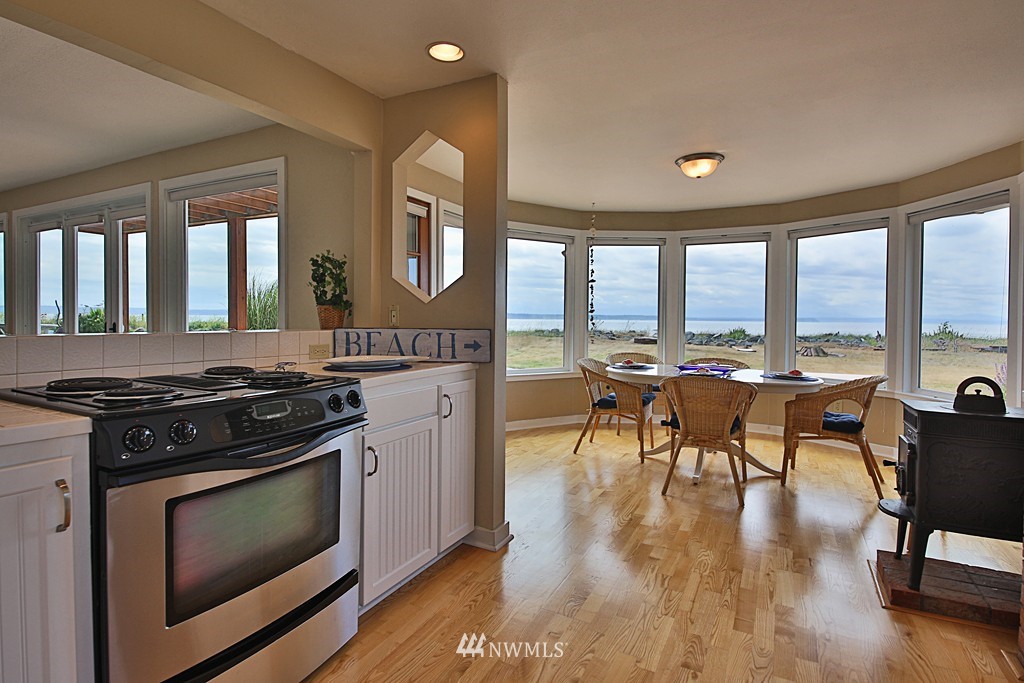7626 Maxwelton Road Clinton, WA 98236 - Photo 16 of 25