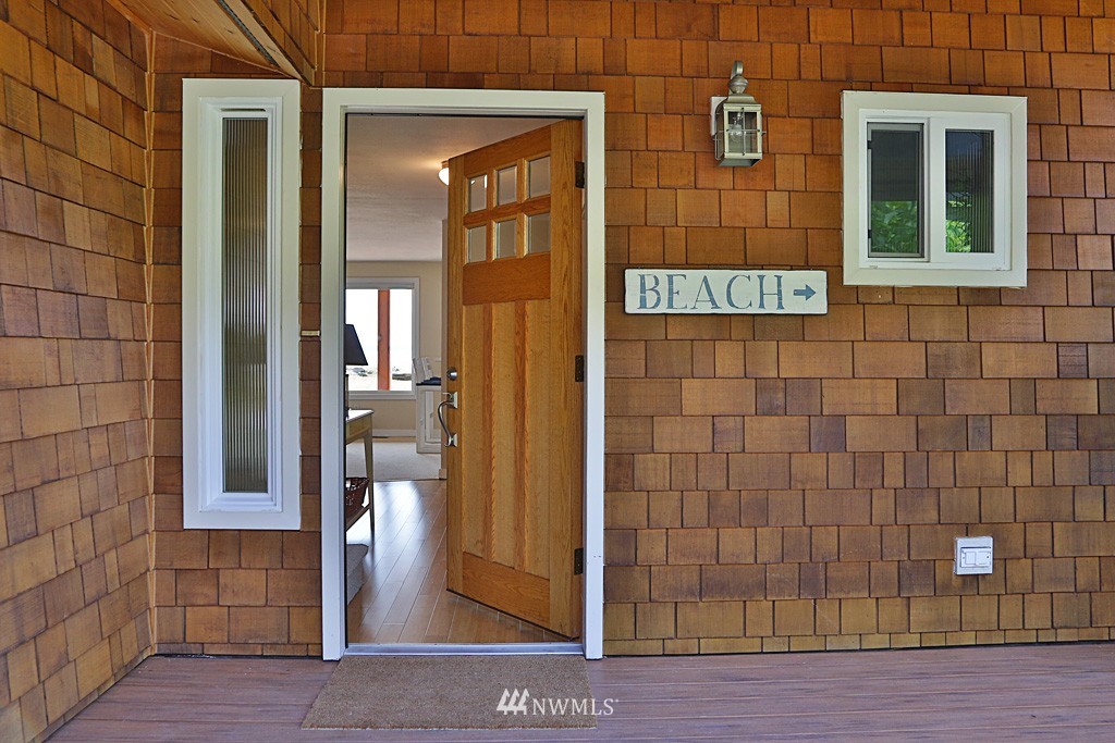 7626 Maxwelton Road Clinton, WA 98236 - Photo 10 of 25