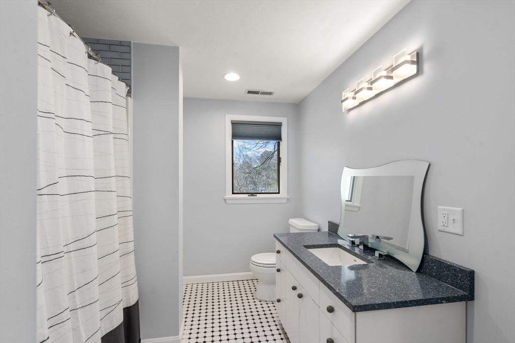 41 Juniper Lane Newton, MA 02459 - Photo 13 of 22