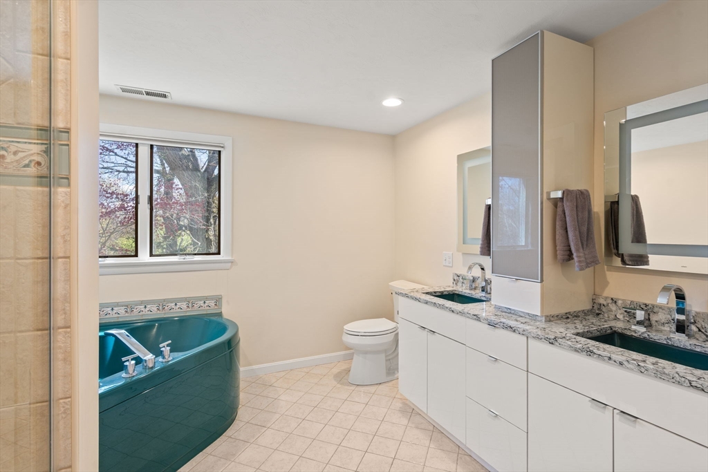 41 Juniper Lane Newton, MA 02459 - Photo 17 of 22