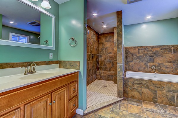 89 Appleton Road Auburn, MA 01501 - Photo 15 of 22 Gallery Image 15