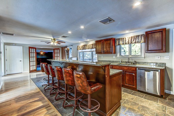89 Appleton Road Auburn, MA 01501 - Photo 9 of 22 Gallery Image 9