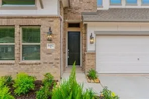 a view of entrance of the house