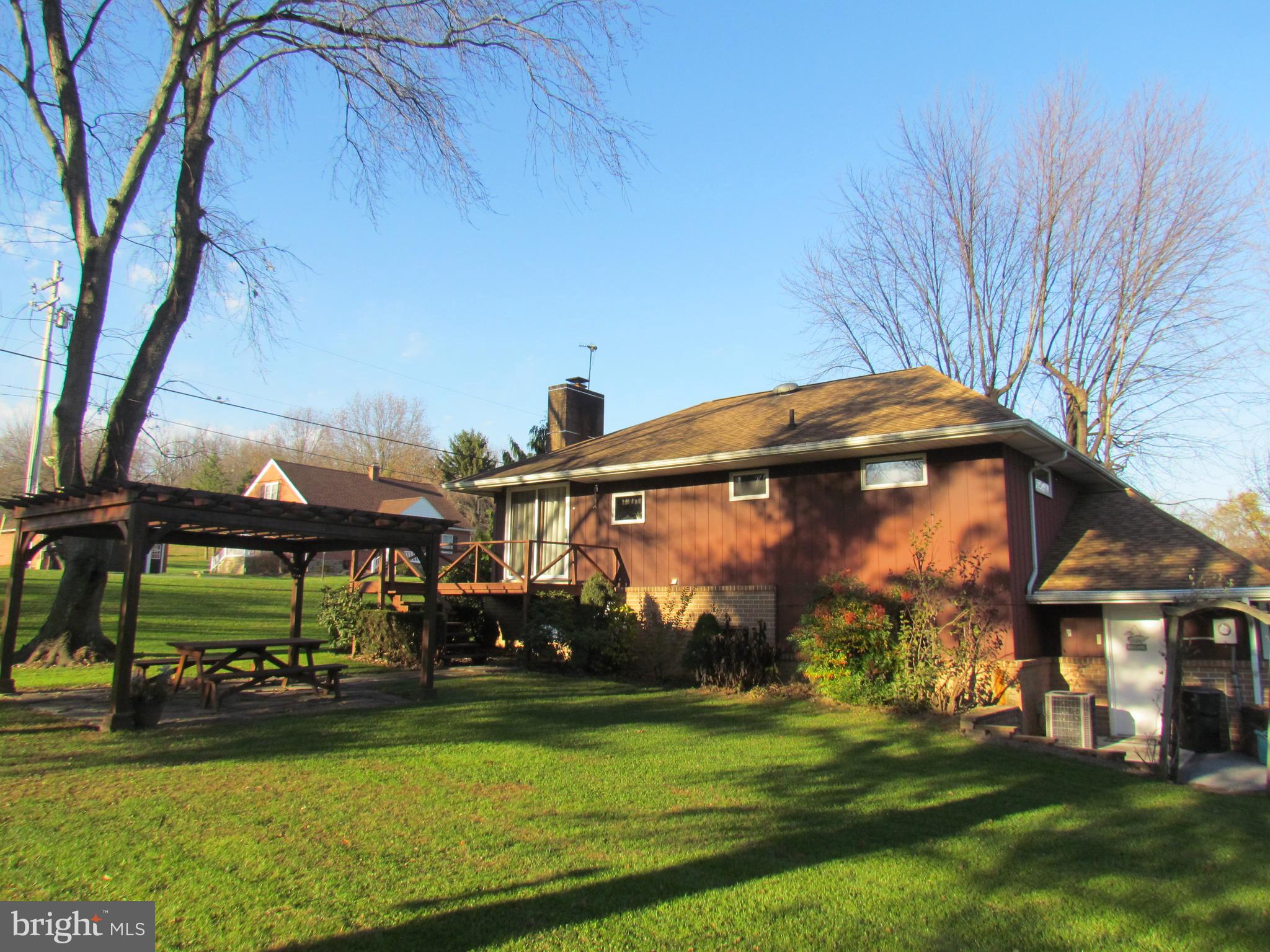 46 Annabeth Road Oley, PA 19547 - Photo 4 of 49 Gallery Image 4