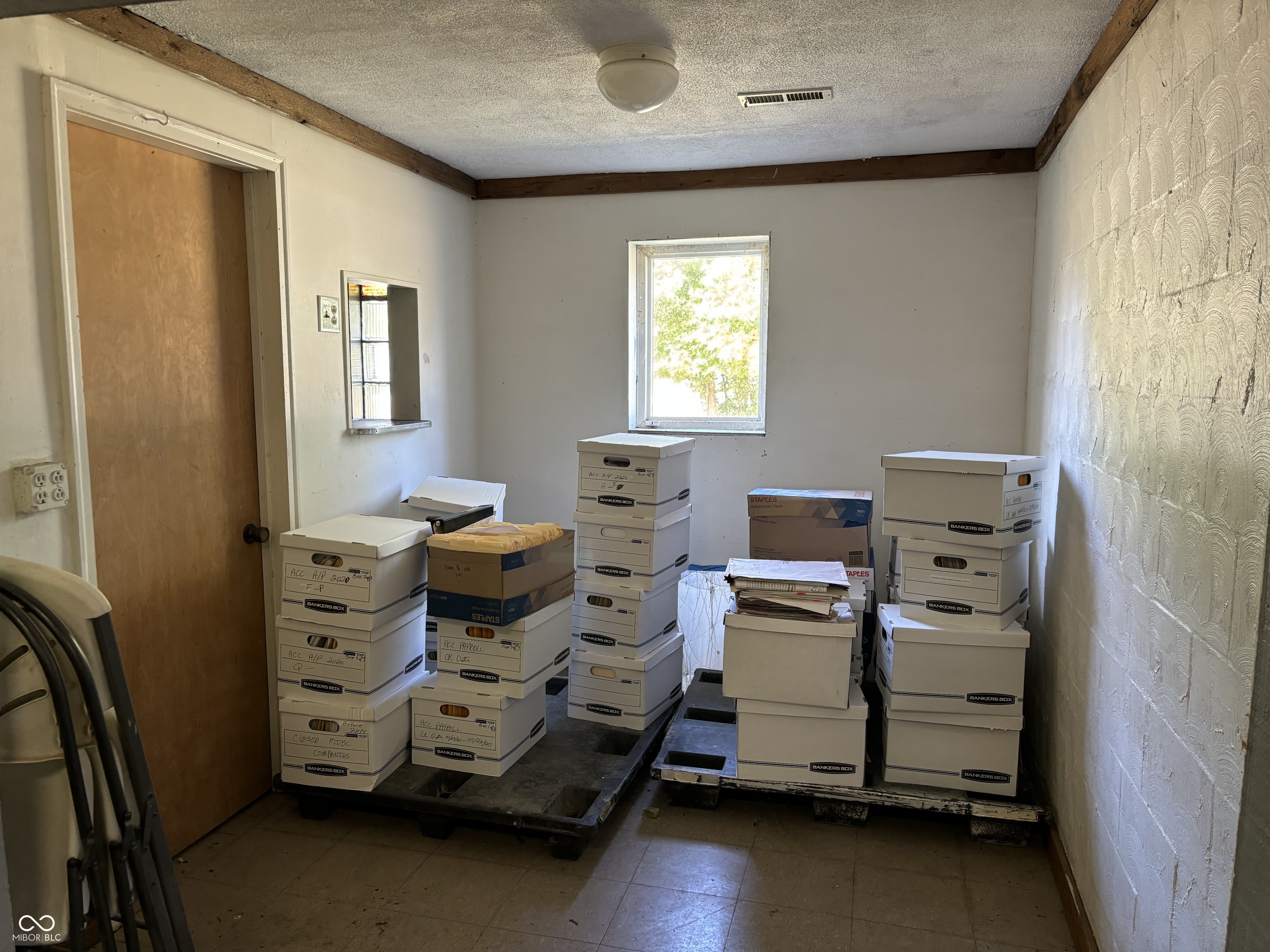 10066 North Carthage Pike Carthage, IN 46115 - Photo 14 of 19 Gallery Image 14