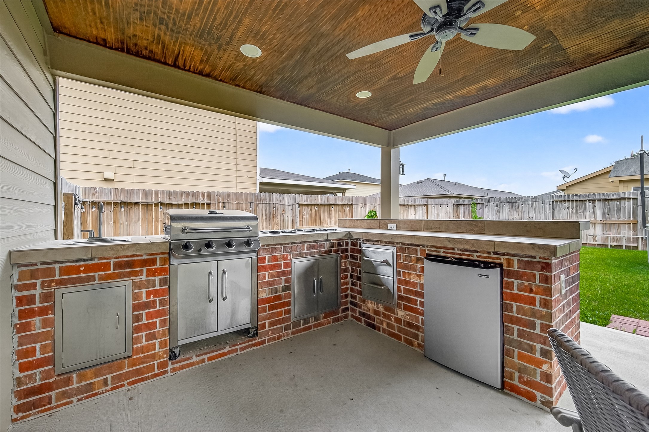8311 Tartan Court Rosharon, TX 77583 - Photo 1 of 48 a kitchen with stainless steel appliances granite countertop a stove and a sink