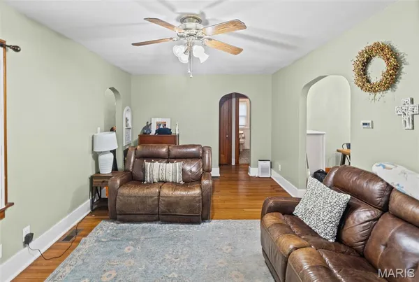 $187,500 | 111 West Barr Place, Jerseyville, IL 62052