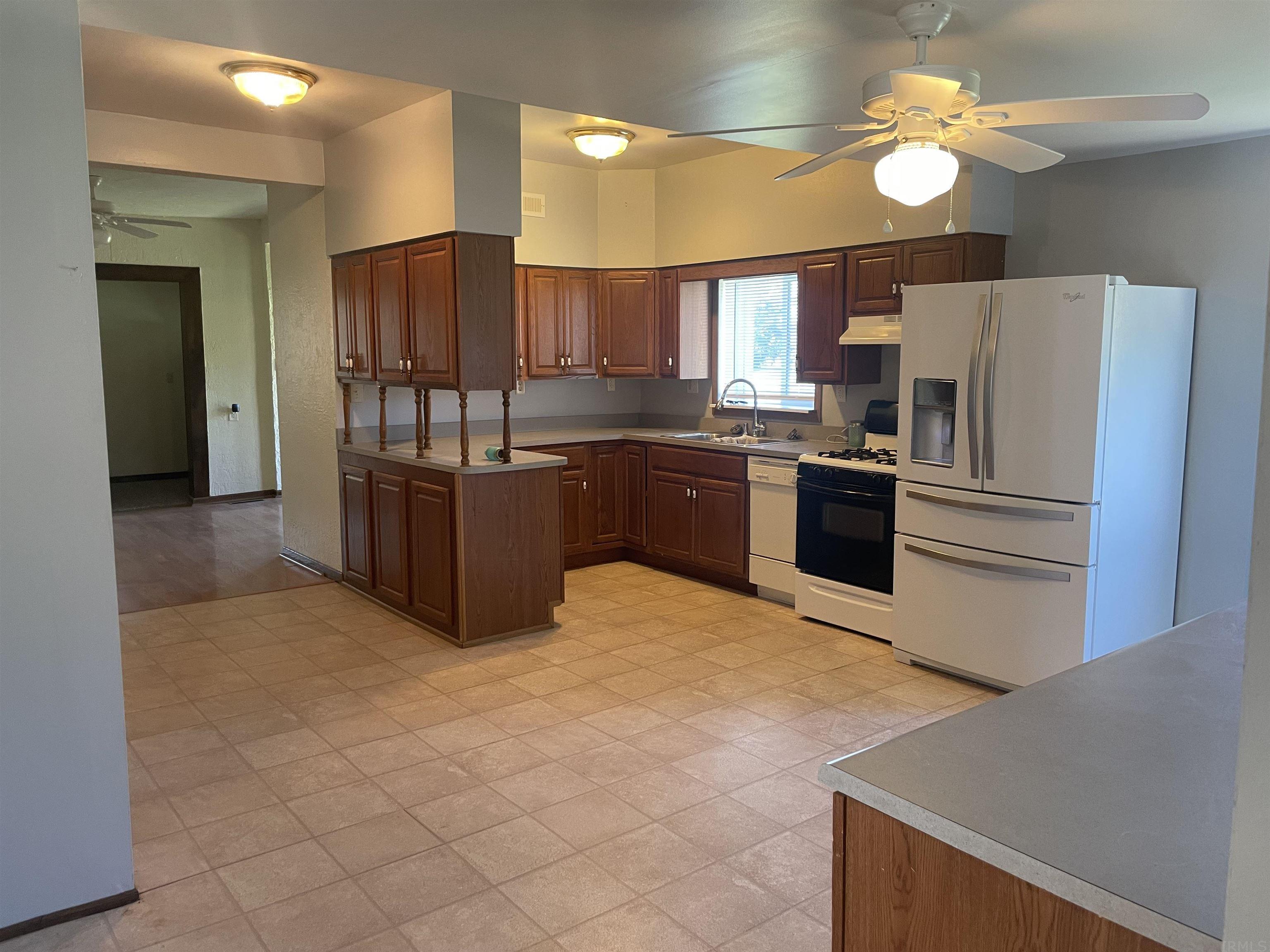 505 Mercer Avenue Decatur, IN 46733 - Photo 8 of 20