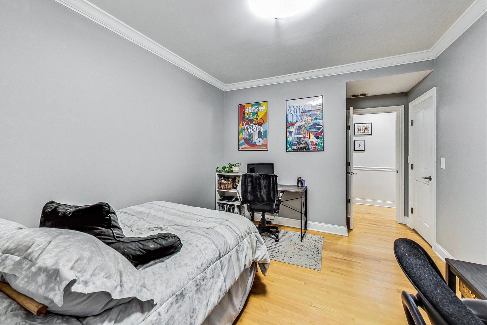 1352 West George Street, Unit T Chicago, IL 60657 - Photo 17 of 23 Gallery Image 17