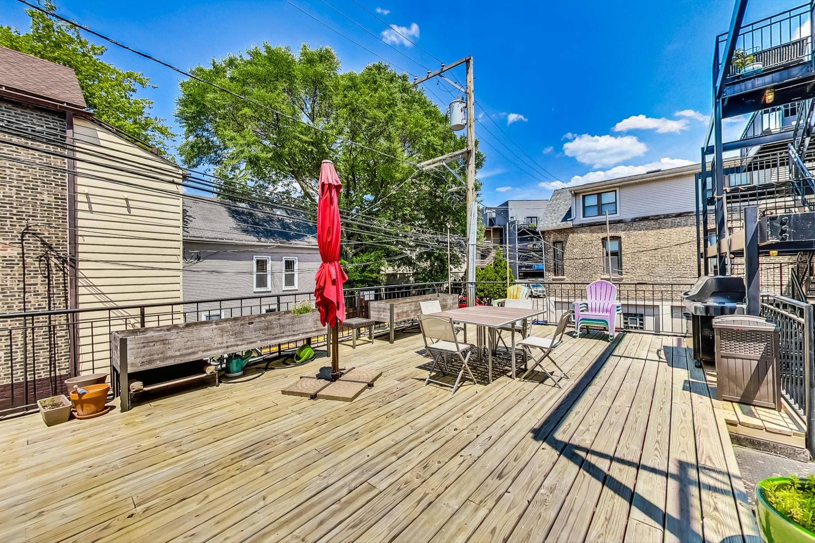 1352 West George Street, Unit T Chicago, IL 60657 - Photo 20 of 23 Gallery Image 20