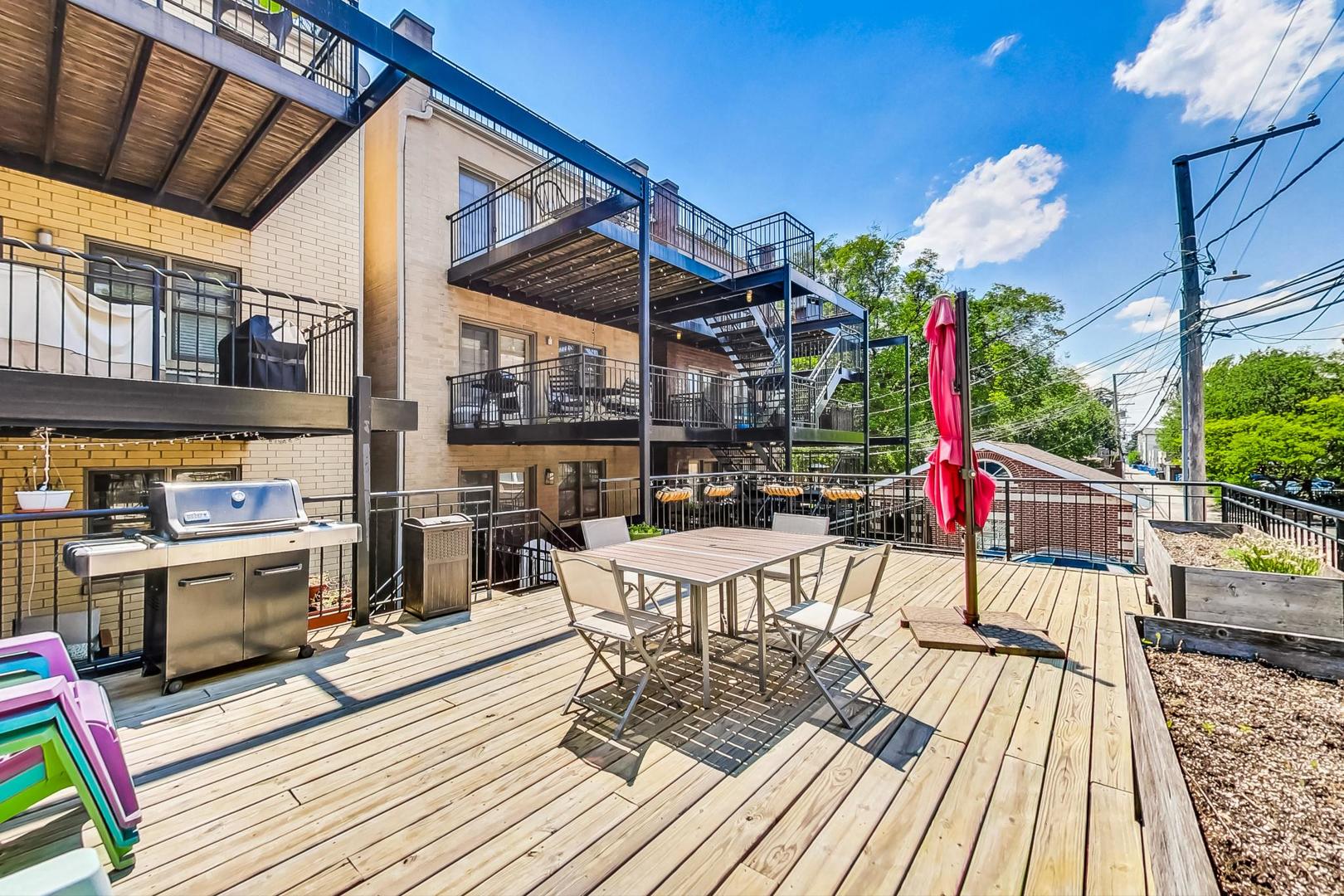 1352 West George Street, Unit T Chicago, IL 60657 - Photo 21 of 23 Gallery Image 21