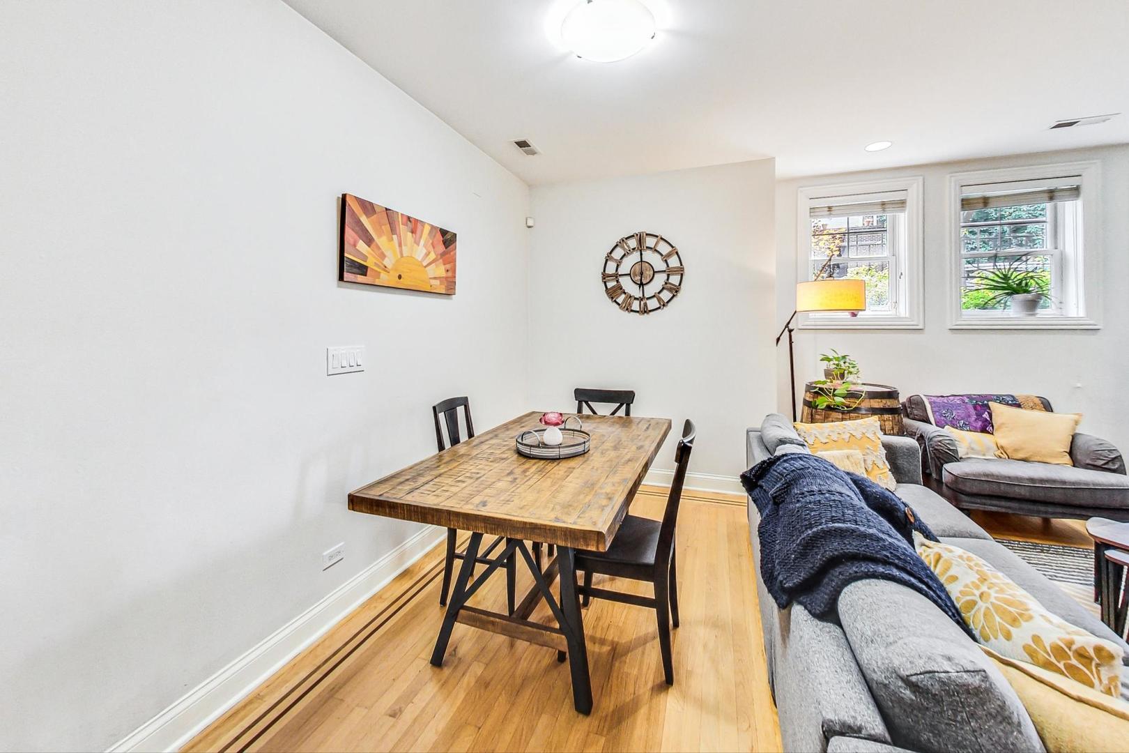 1352 West George Street, Unit T Chicago, IL 60657 - Photo 7 of 23 Gallery Image 7