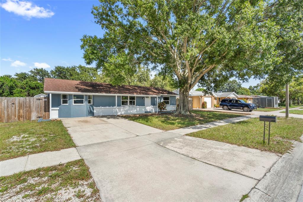 803 Peninsula Road Tarpon Springs, FL 34689 - Photo 1 of 1 Gallery Image 1
