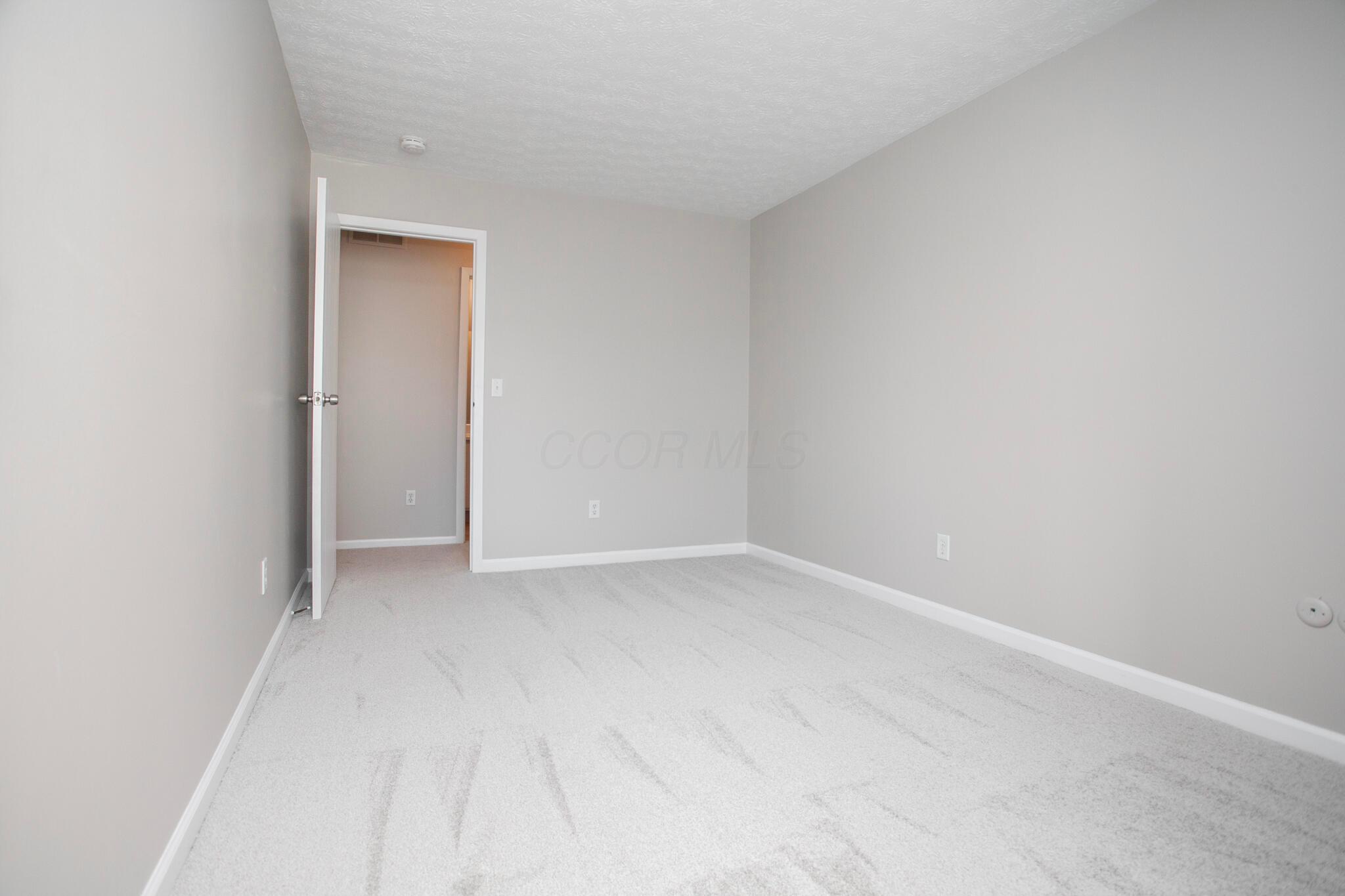 5222 Dierker Road, Unit D Columbus, OH 43220 - Photo 18 of 26 Bed 2