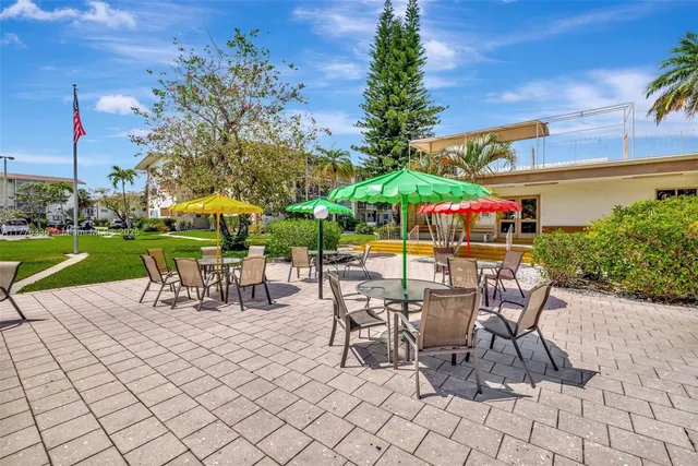 $89,900 | 16900 Northeast 14th Avenue, Unit 314, Miami, FL 33162