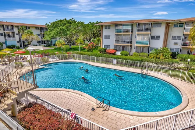 $89,900 | 16900 Northeast 14th Avenue, Unit 314, Miami, FL 33162