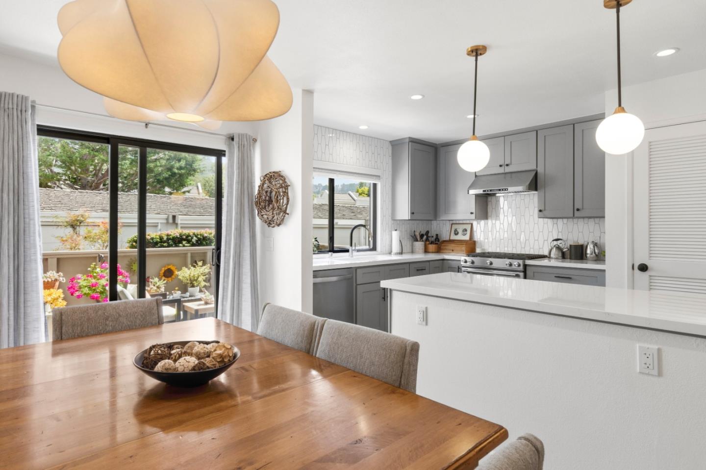 3850 Rio Road, Unit 42 Carmel, CA 93923 - Photo 7 of 25