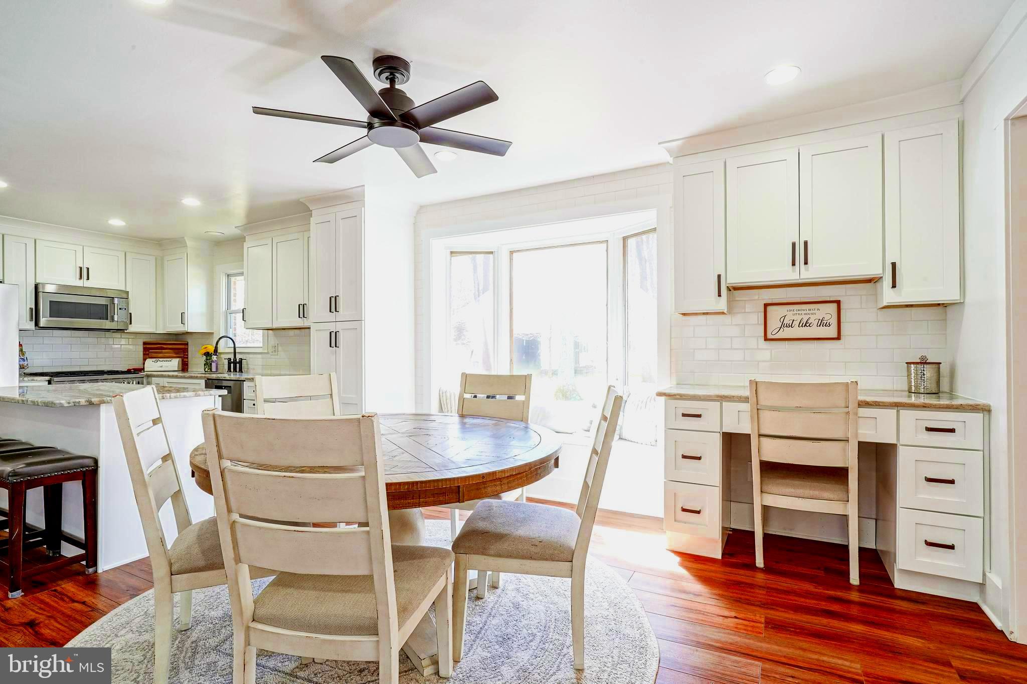 19 Sandra Lane Tabernacle, NJ 08088 - Photo 11 of 30 Kitchen Dining