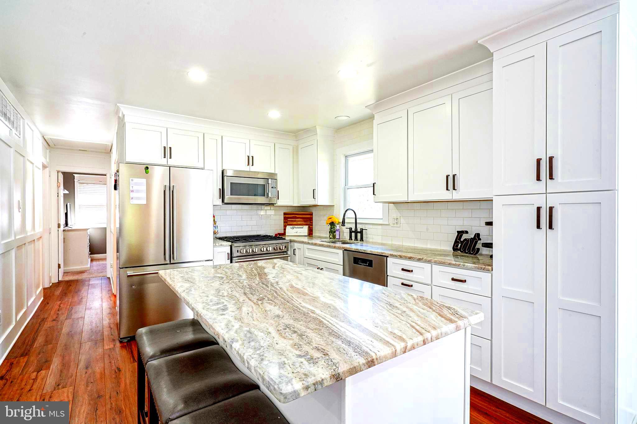 19 Sandra Lane Tabernacle, NJ 08088 - Photo 8 of 30 Kitchen Island