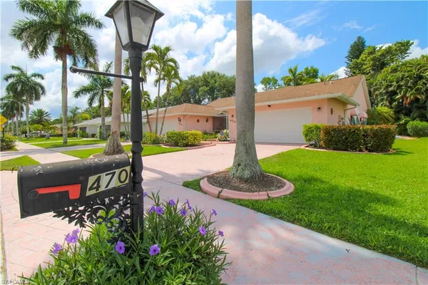 $3,830 | 470 St Andrews Boulevard, Naples, FL 34113