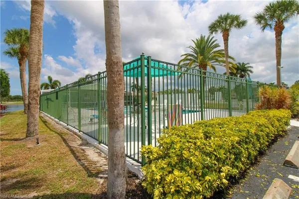 $3,830 | 470 St Andrews Boulevard, Naples, FL 34113