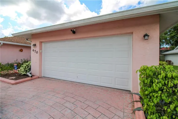 $3,830 | 470 St Andrews Boulevard, Naples, FL 34113