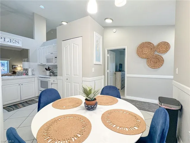 $3,830 | 470 St Andrews Boulevard, Naples, FL 34113