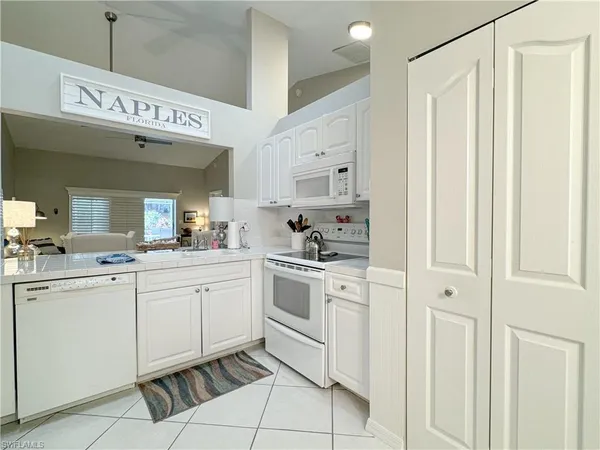 $3,830 | 470 St Andrews Boulevard, Naples, FL 34113