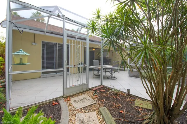 $3,830 | 470 St Andrews Boulevard, Naples, FL 34113