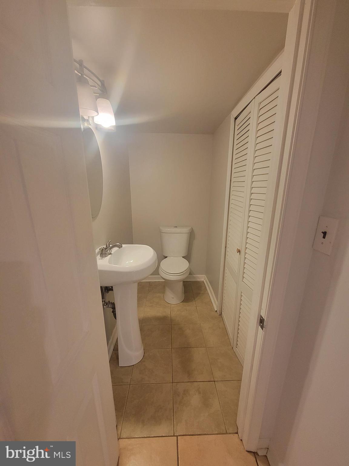 3225 Ryerson Circle Halethorpe, MD 21227 - Photo 21 of 43