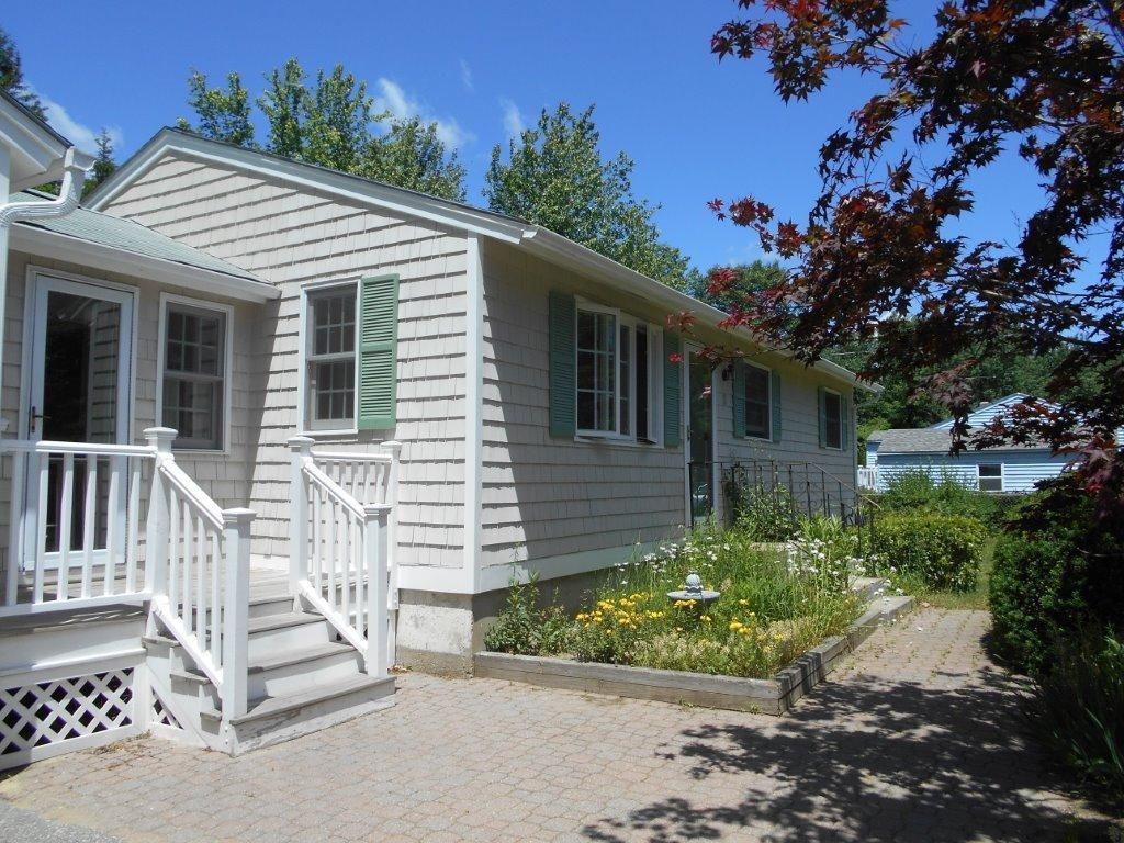 8 Joppa Road Merrimack, NH 03054 - Photo 3 of 12