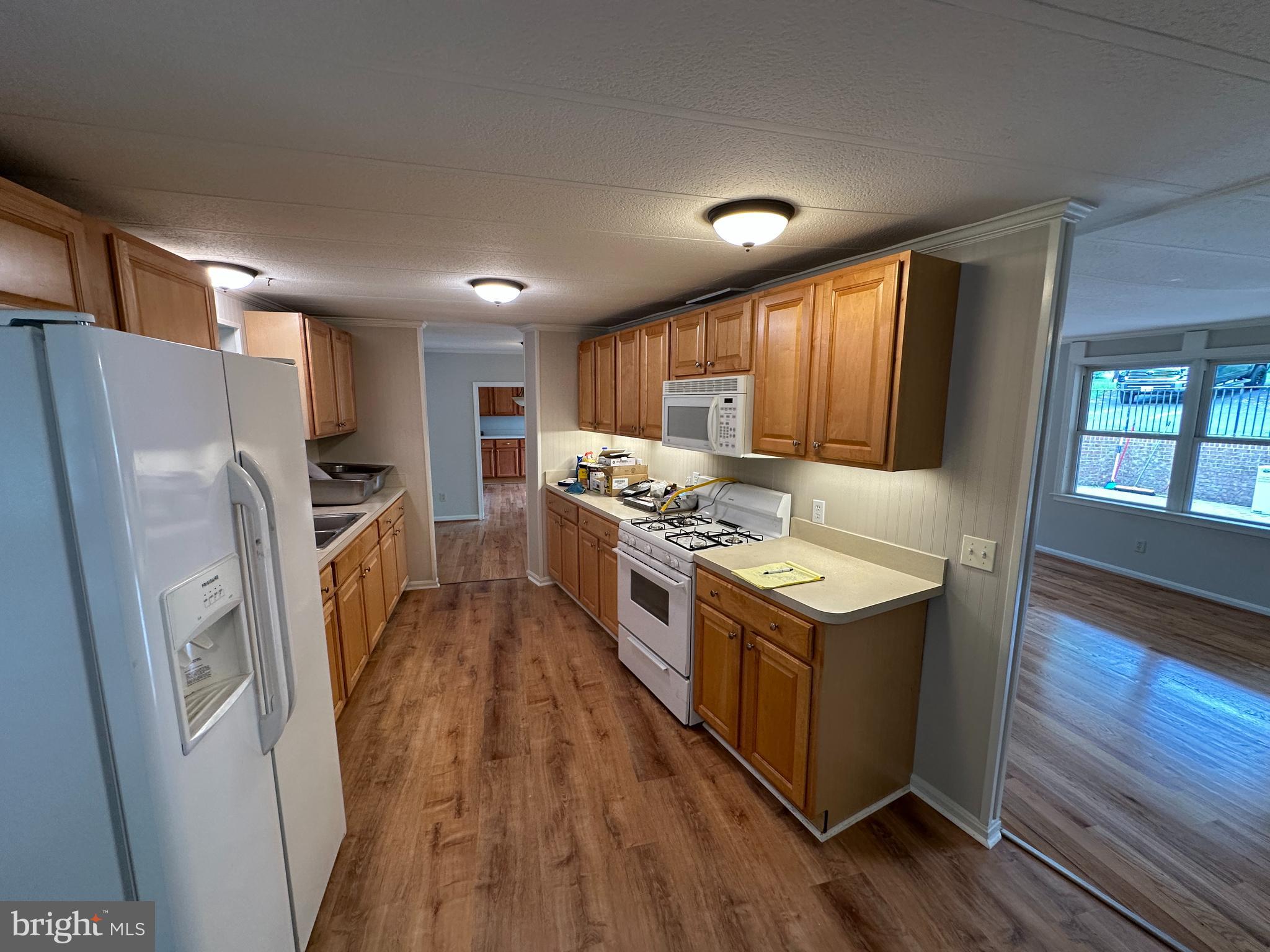 2 Whiting Avenue Boyce, VA 22620 - Photo 13 of 29 a kitchen with stainless steel appliances a stove a refrigerator and a oven