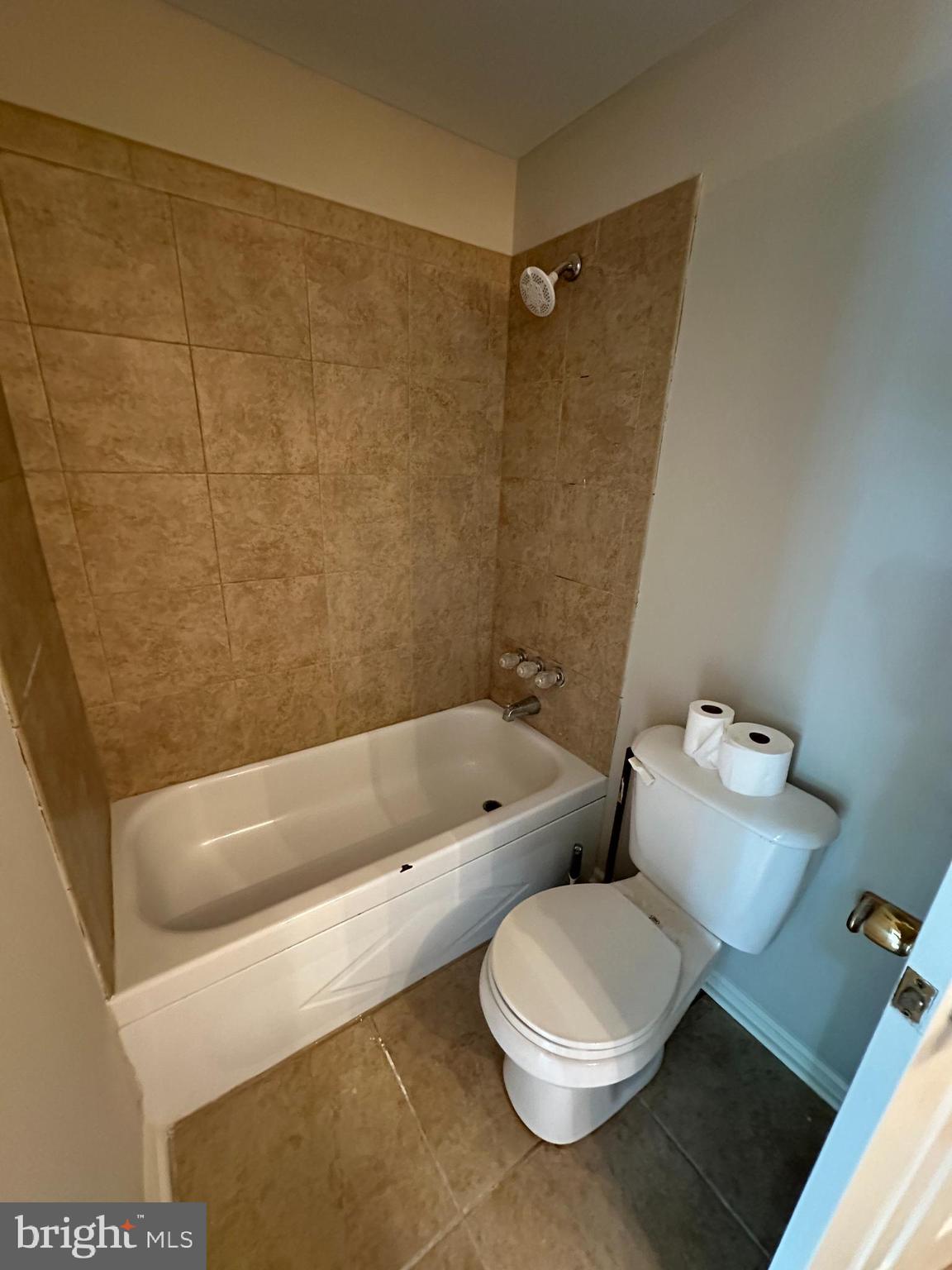 2 Whiting Avenue Boyce, VA 22620 - Photo 25 of 29 a bathroom with a toilet and bathtub
