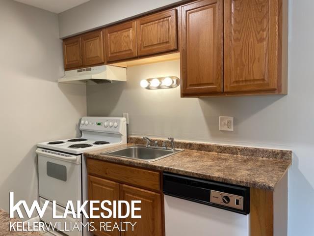 31801 Kelly Road, Unit 31 Fraser, MI 48026 - Photo 5 of 17