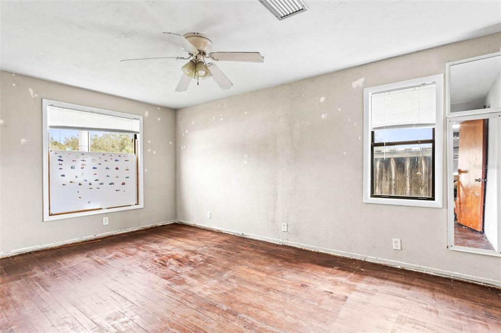 4402 West Lancaster Street Tampa, FL 33616 - Photo 11 of 22